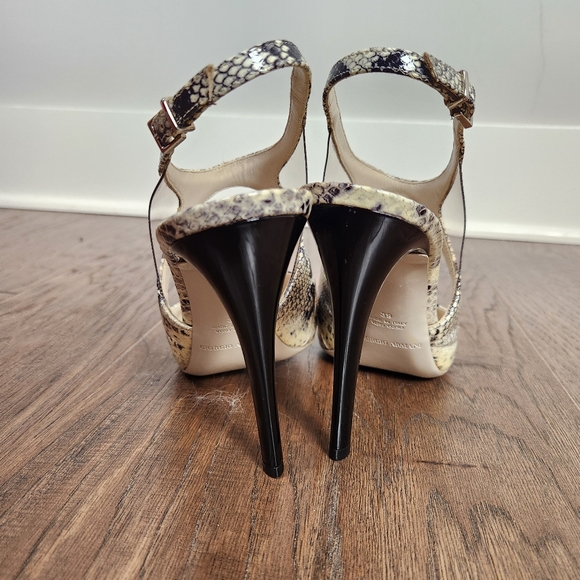 GIORGIO ARMANI snakeskin ankle strap heels - Picture 4 of 14